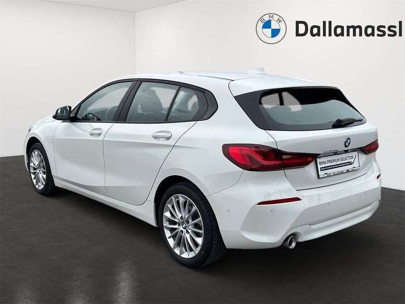Gebraucht BMW 116 Sport Line 116 PS (85 kW) 2023 Alpinweiß Kleinwagen