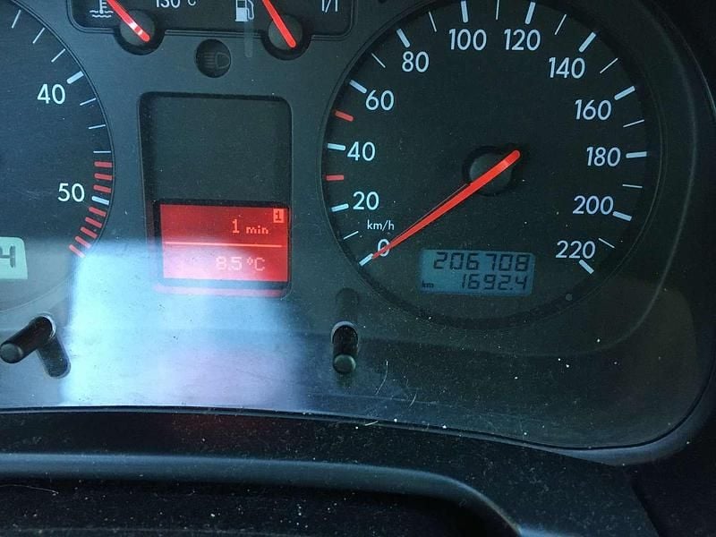 Gebraucht VW Golf IV 68 PS (50 kW) 2003 Grau Limousine