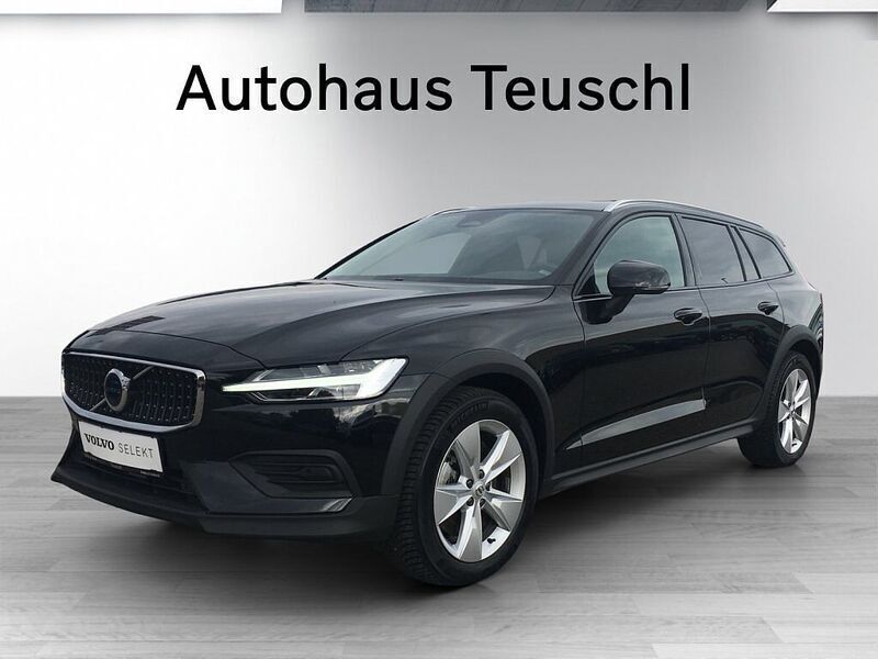 Schwarz Gebraucht 2023 Volvo V60 CC Plus Kombi | € 51.960 - Bild 1/4