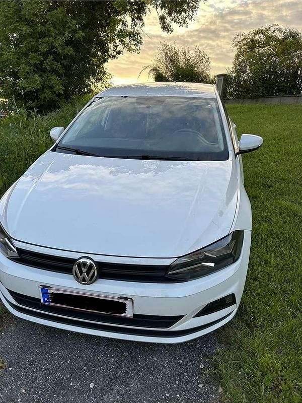 Gebraucht VW Polo 80 PS (58 kW) 2019 Weiß Limousine
