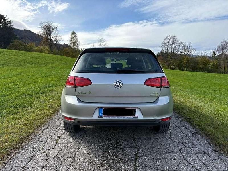 Gebraucht VW Golf VII 90 PS (66 kW) 2013 Silber Limousine