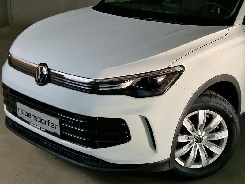 Neu VW Tiguan 130 PS (95 kW) 2026 Weiss  normal SUV