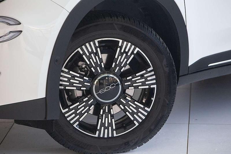 Gebraucht Fiat 600 101 PS (74 kW) 2024 Weiß SUV