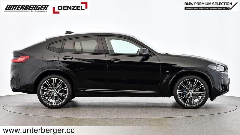 Gebraucht BMW X4 M Sport 190 PS (139 kW) 2024 Schwarz SUV