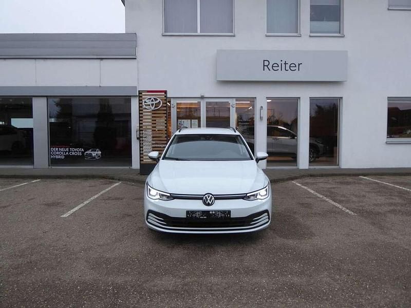 Weiß Gebraucht 2022 VW Golf VIII Kombi | € 18.888 (Guter Preis) - Bild 1/4