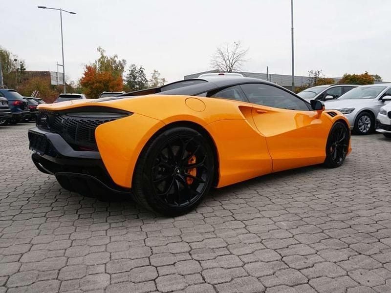 Gebraucht McLaren Artura 700 PS (514 kW) 2024 Orange Coupé