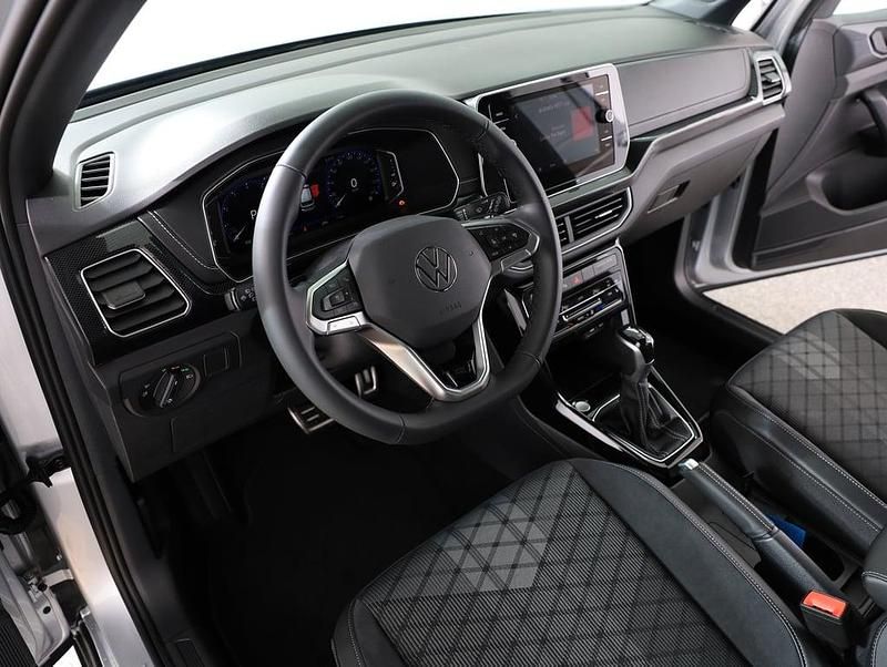 Neu VW T-Cross Sport 115 PS (84 kW) 2026 Silber  metallic SUV