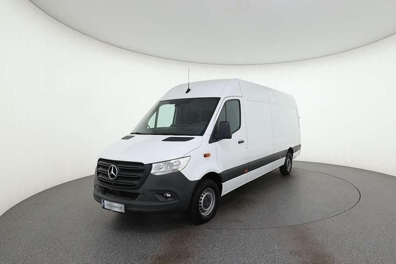 Weiß Gebraucht 2023 Mercedes Sprinter Van | € 44.388 (Fairer Preis) - Bild 1/4