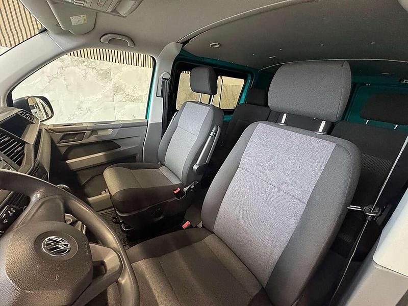 Gebraucht VW T6.1 150 PS (110 kW) 2020 Grün Van