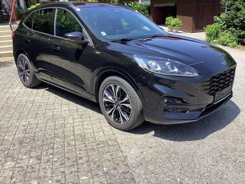 Schwarz Gebraucht 2020 Ford Kuga ST-Line X SUV | € 24.900 (Etwas zu teuer) - Bild 1/4