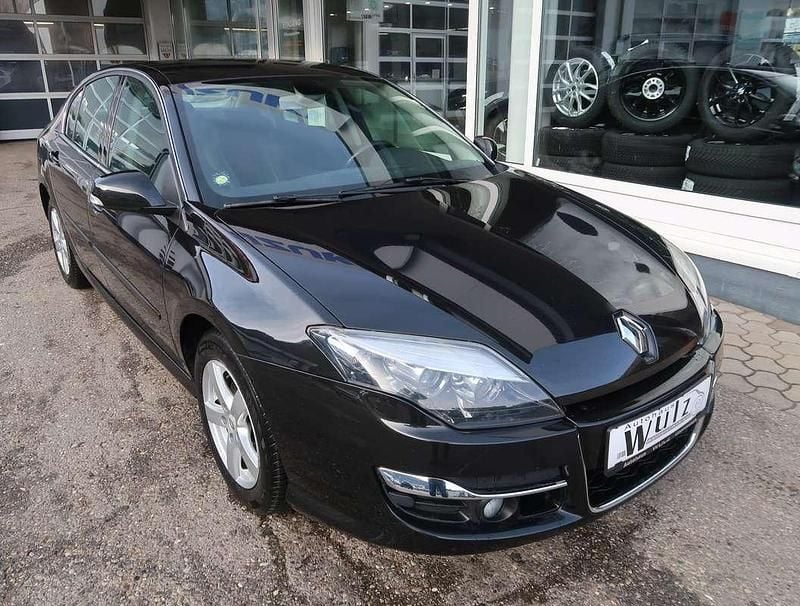 Schwarz Gebraucht 2012 Renault Laguna III Expression Limousine | € 5.900 - Bild 1/4