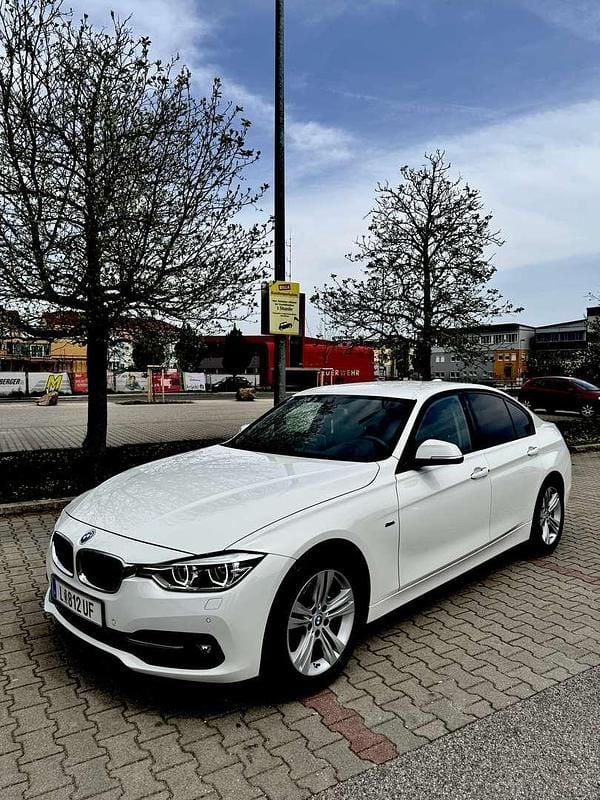 Gebraucht BMW 320 Sport Line 184 PS (135 kW) 2016 Limousine
