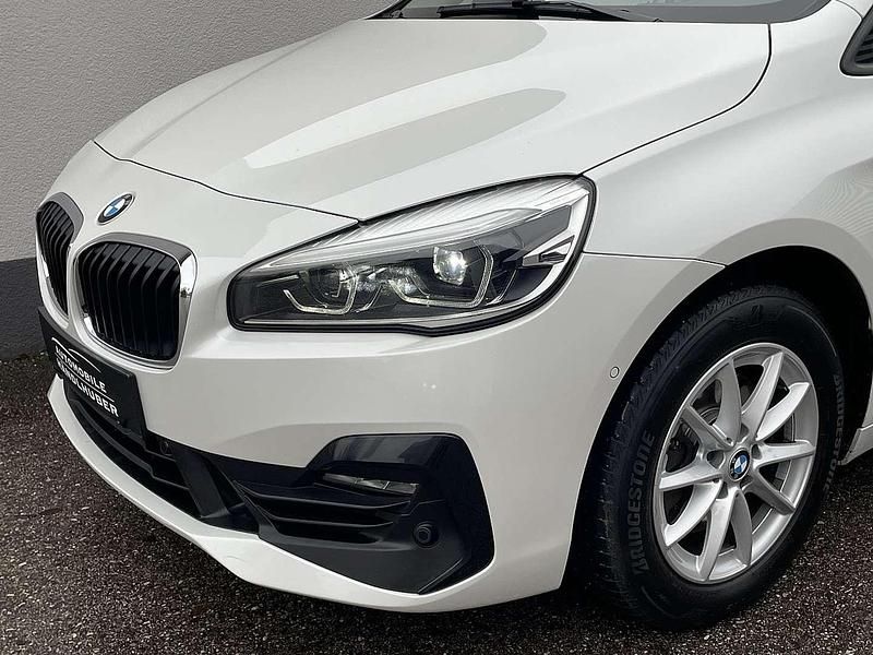 Gebraucht BMW 218 Performance 150 PS (110 kW) 2019 Weiß Kombi