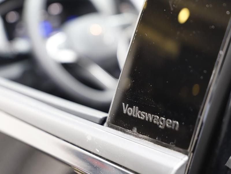 Neu VW T-Cross 95 PS (69 kW) 2026 Schwarz  metallicperleffektno SUV