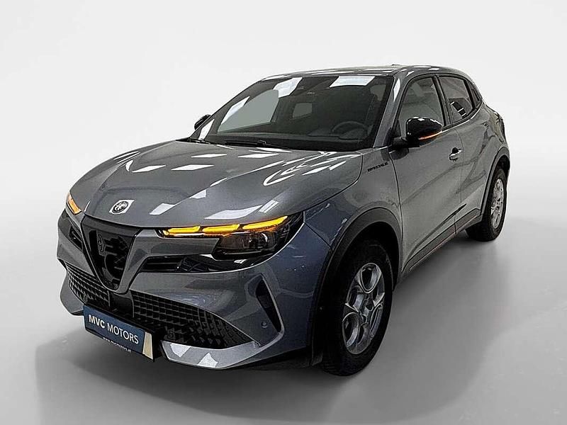 Neu Alfa Romeo Junior Edizione Speciale 146 PS (107 kW) 2025 Grau SUV