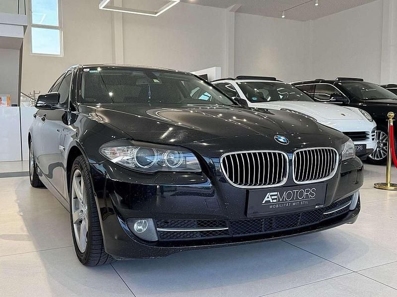 Gebraucht BMW 523 204 PS (150 kW) 2010 Schwarz Limousine