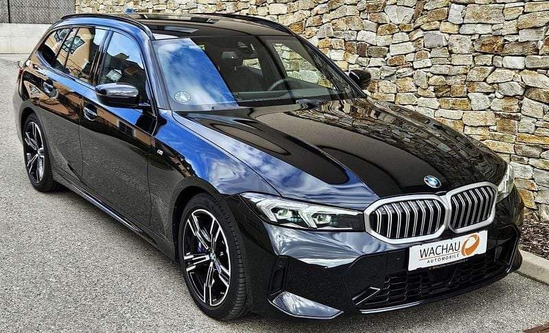 Gebraucht BMW 330 M Sport 245 PS (180 kW) 2024 Schwarz Kombi