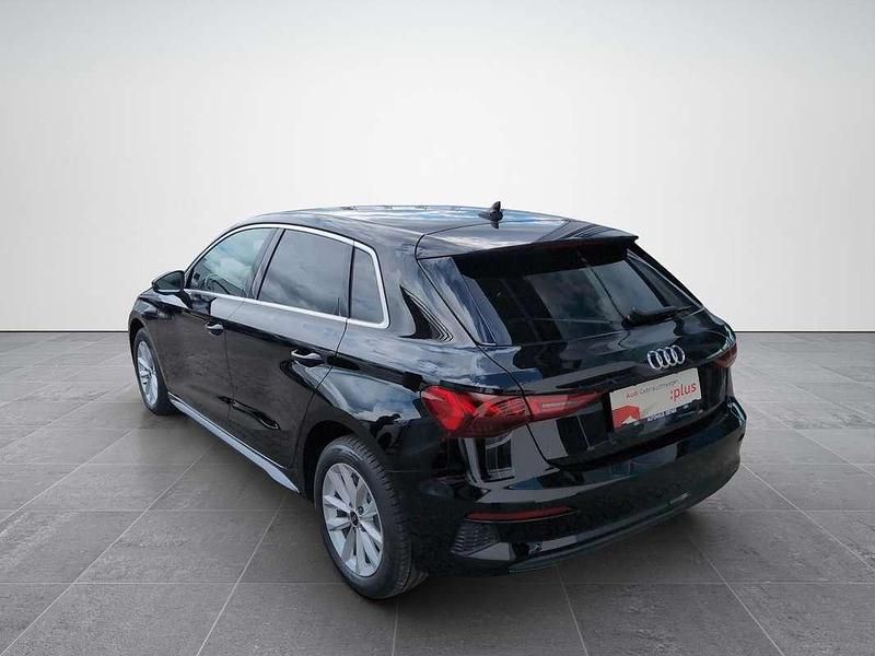 Gebraucht Audi A3 116 PS (85 kW) 2024 Schwarz Limousine
