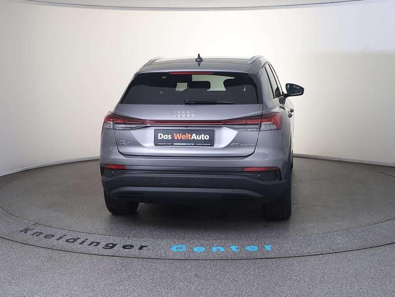 Gebraucht Audi Q4 e-tron 69 kW (95 PS) 2022 Mittelgrau  metallic SUV