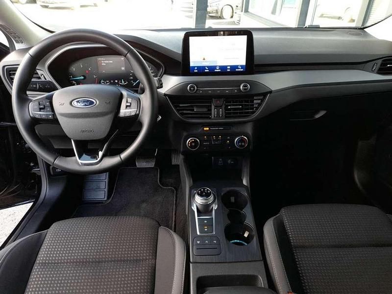 Gebraucht Ford Focus Cool & Connect 120 PS (88 kW) 2022 Schwarz Kombi