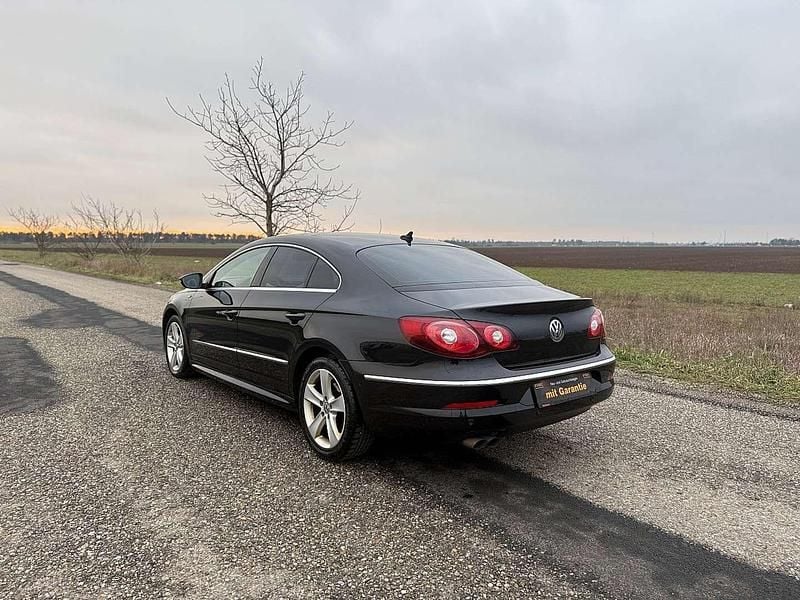 Gebraucht VW Passat R-line 140 PS (102 kW) 2011 Schwarz Limousine