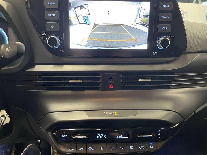 Gebraucht Hyundai Bayon 84 PS (61 kW) 2024 Weiß SUV