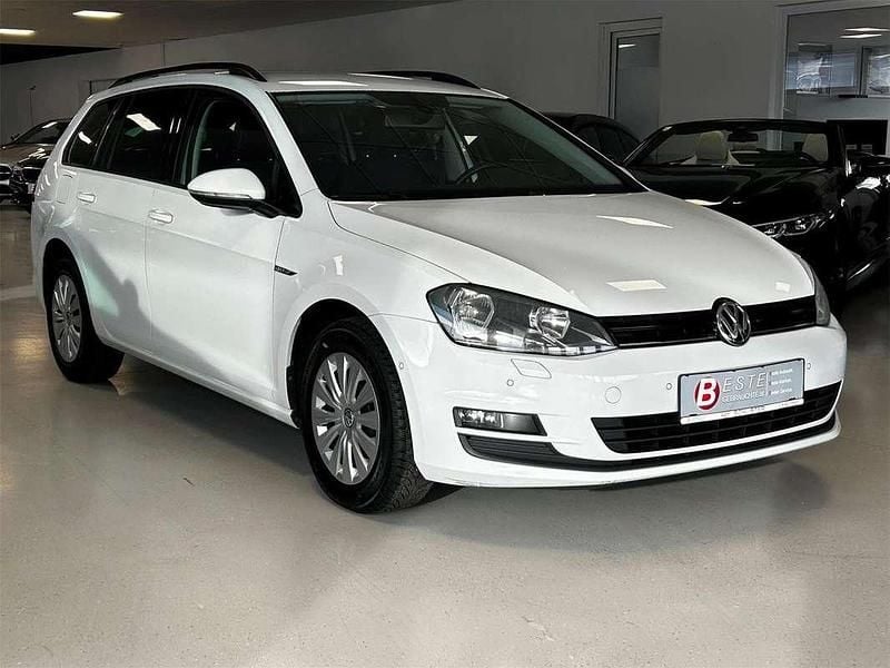 Gebraucht VW Golf VII Comfortline 105 PS (77 kW) 2014 Weiß Kombi