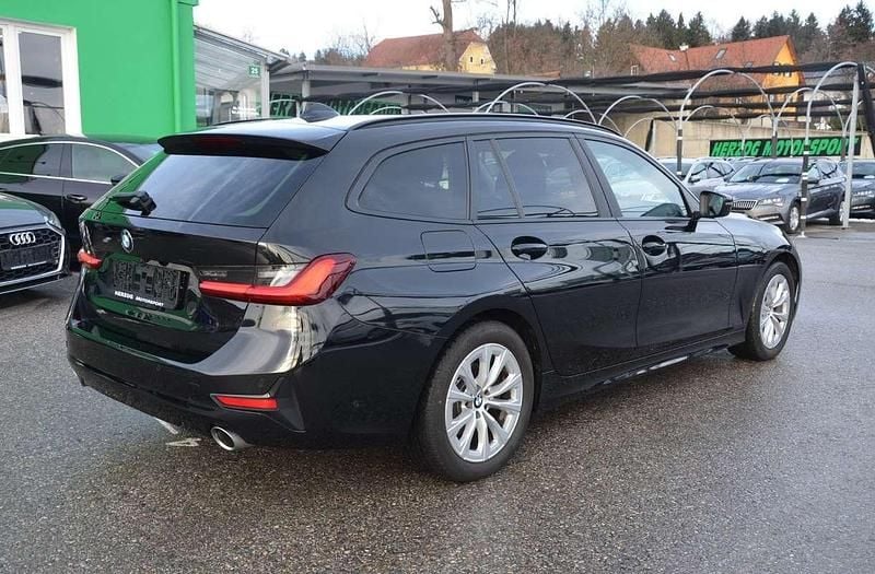 Gebraucht BMW 320 Sport Line 190 PS (139 kW) 2021 Schwarz Kombi