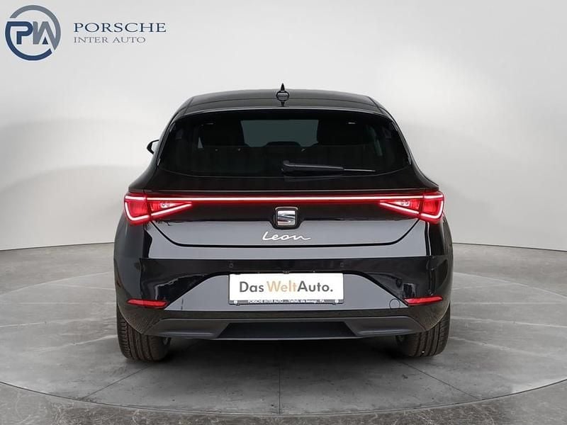 Neu Seat Leon Style 115 PS (84 kW) 2026 Schwarz  metallic