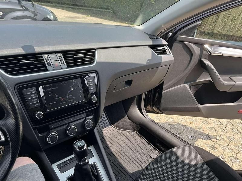 Gebraucht Skoda Octavia Ambition 110 PS (80 kW) 2017 Kombi