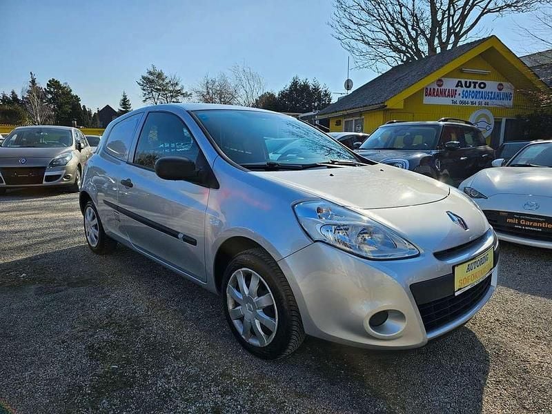 Gebraucht Renault Clio 75 PS (55 kW) 2013 Silber Van