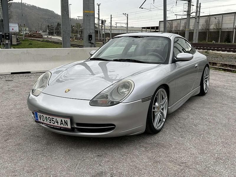 Gebraucht Porsche 911 Carrera 4 300 PS (220 kW) 2000 Silber Coupé