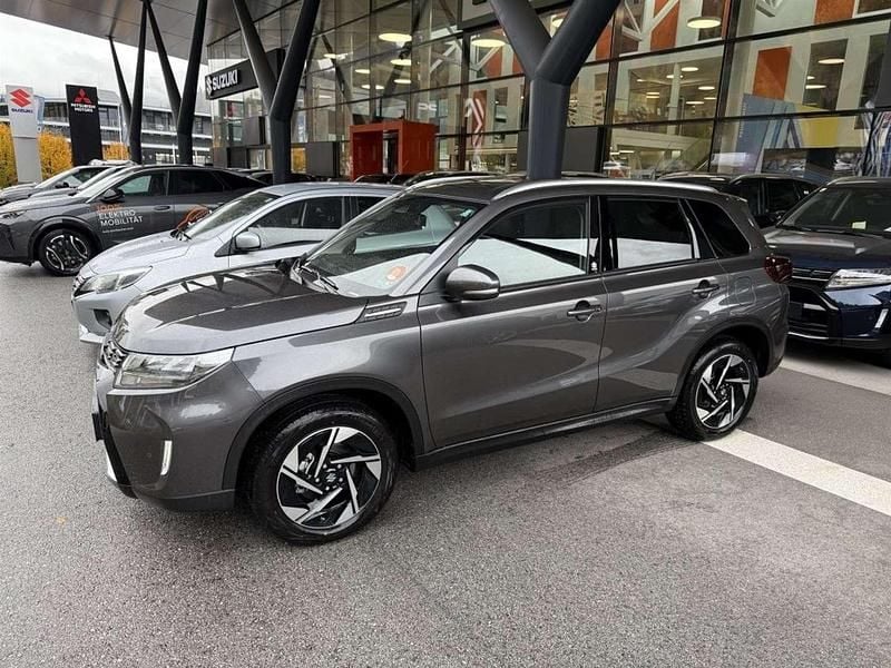 Silber Gebraucht 2025 Suzuki Vitara SUV | € 29.590 (Teuer) - Bild 1/4
