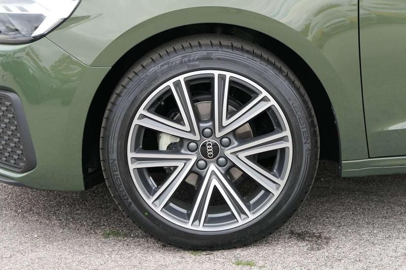 Gebraucht Audi A1 95 PS (69 kW) 2025 Grün Kleinwagen