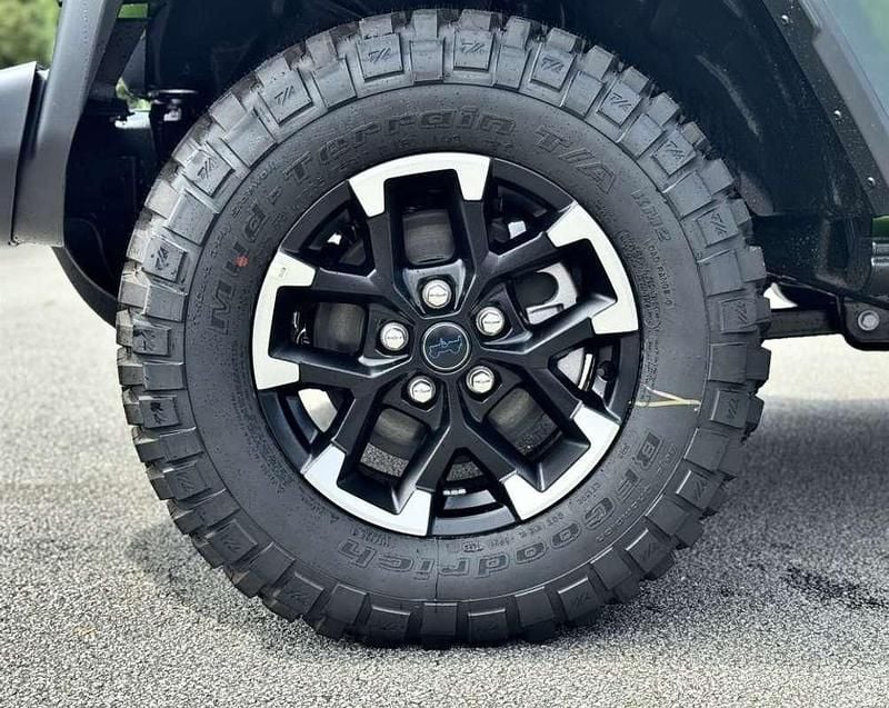 Neu Jeep Wrangler Rubicon 379 PS (278 kW) 2025 Grün SUV