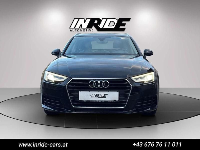 Gebraucht Audi A4 Basis 150 PS (110 kW) 2017 Schwarz Kombi