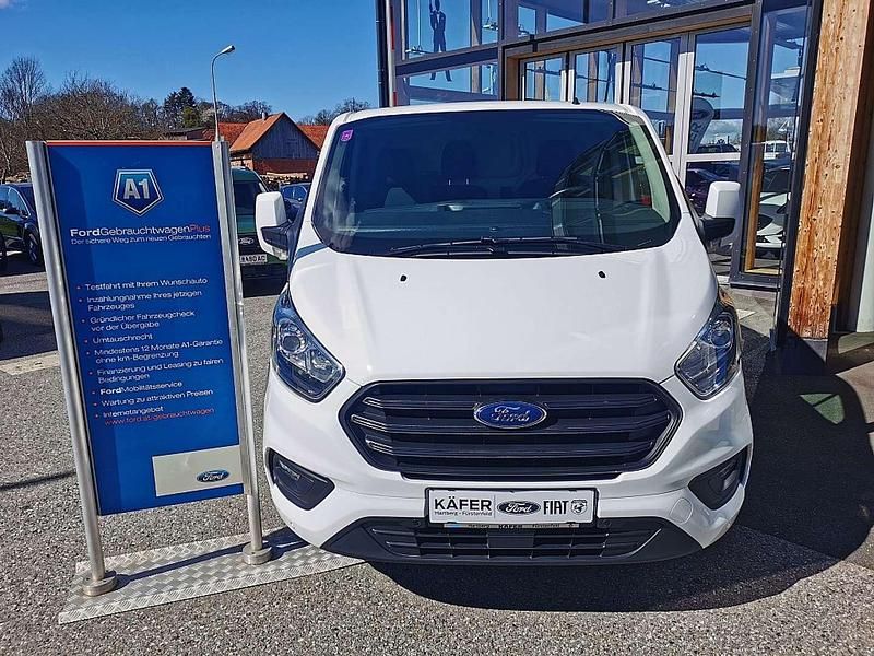 Gebraucht Ford Transit Custom Trend 131 PS (96 kW) 2018 Weiß Van