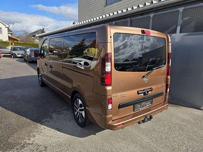 Gebraucht Opel Vivaro 145 PS (106 kW) 2018 Van / Kleinbus