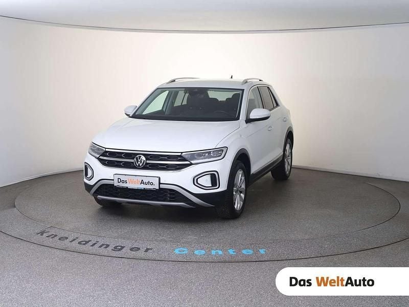 Weiss normal Gebraucht 2024 VW T-Roc Style SUV | € 29.890 (Fairer Preis) - Bild 1/4