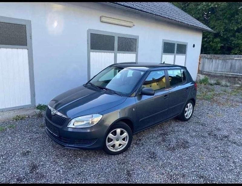 Gebraucht Skoda Fabia Active 60 PS (44 kW) 2012 Limousine