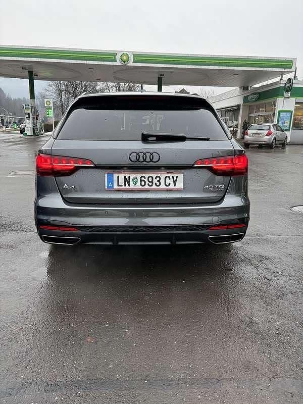 Gebraucht Audi A4 S-Line 190 PS (139 kW) 2020 Grau Kombi