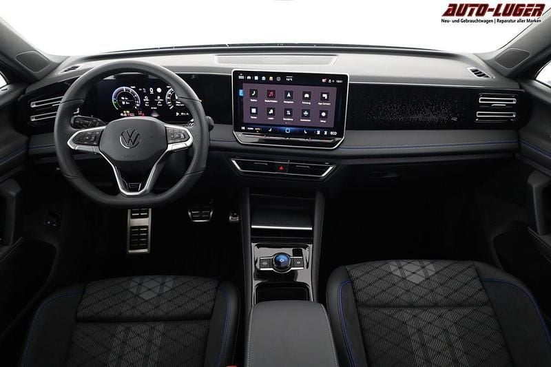 Neu VW Tiguan R-line 272 PS (200 kW) 2025 Nightshade blue metallic SUV