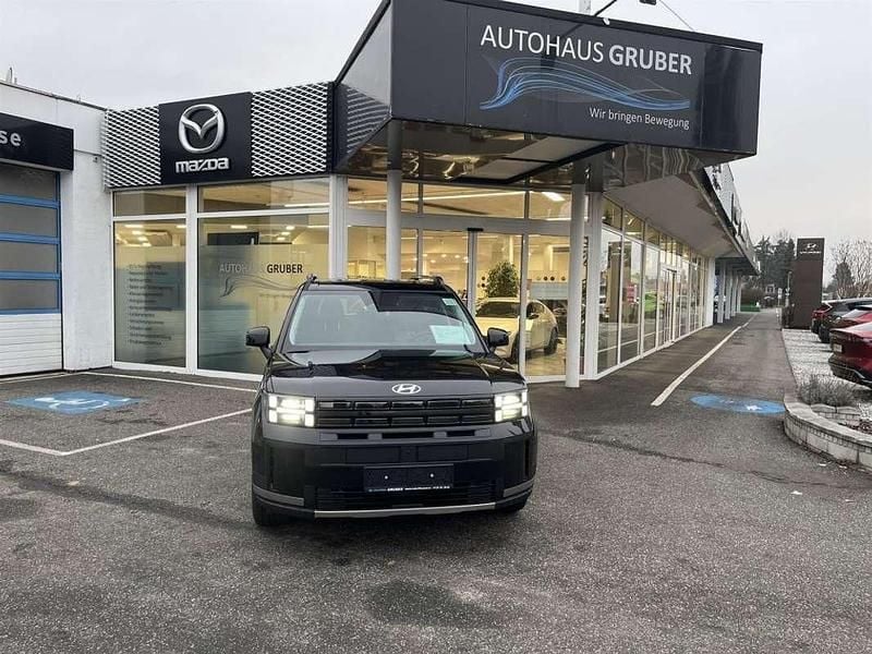 Neu Hyundai Santa Fe 159 PS (116 kW) 2025 Schwarz SUV