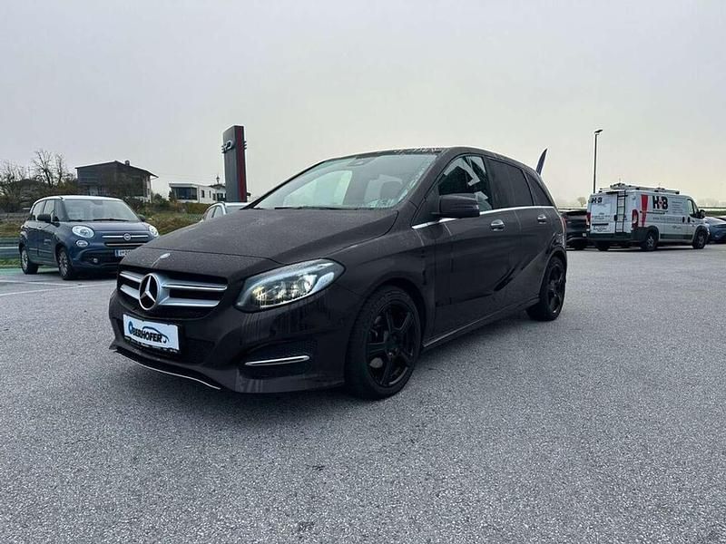 Gebraucht Mercedes B220 177 PS (130 kW) 2016 Braun Van / Kleinbus