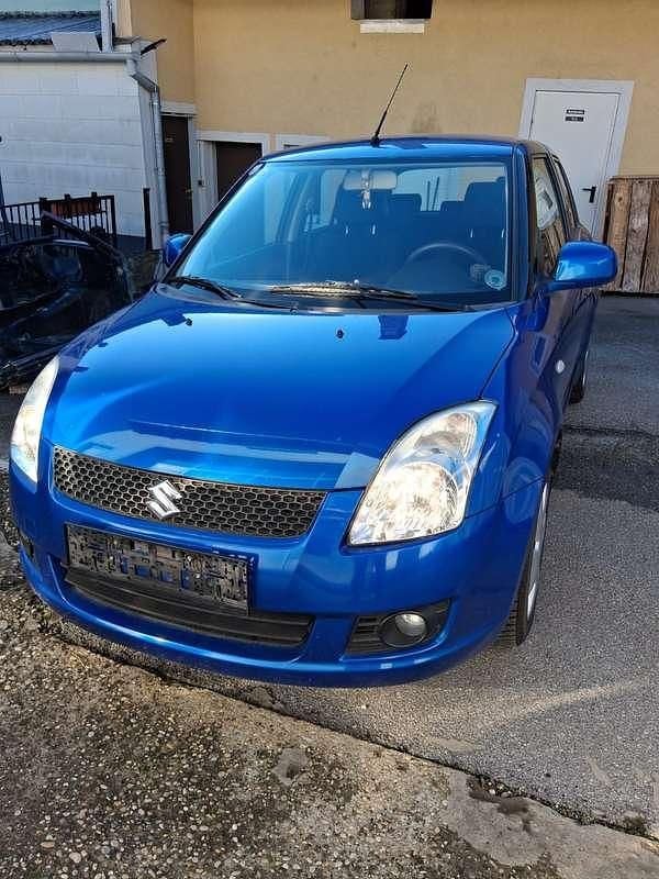 Blau Gebraucht 2008 Suzuki Swift GL Limousine | € 3.350 (Fairer Preis) - Bild 1/4