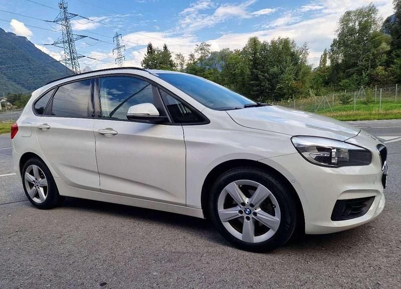 Gebraucht BMW 218 150 PS (110 kW) 2016 Weiß Kombi