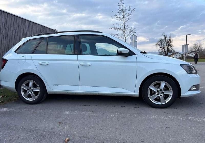 Gebraucht Skoda Fabia Style 90 PS (66 kW) 2016 Kombi