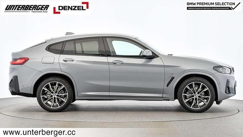 Gebraucht BMW X4 M Sport 190 PS (139 kW) 2024 Grau SUV