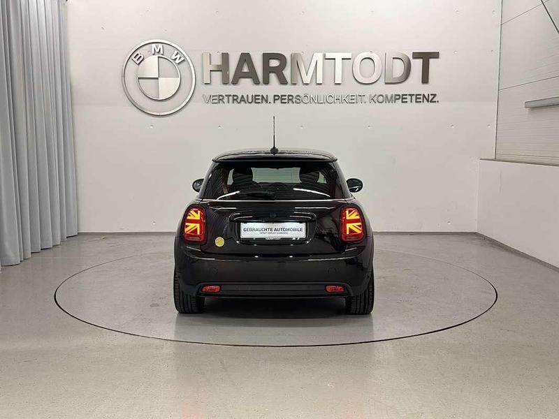 Gebraucht Mini Cooper SE 135 kW (184 PS) 2021 Schwarz Kleinwagen