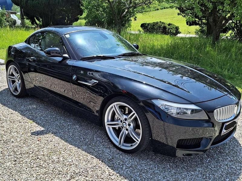 Schwarz Gebraucht 2010 BMW Z4 Sport Line Cabrio | € 28.000 - Bild 1/4
